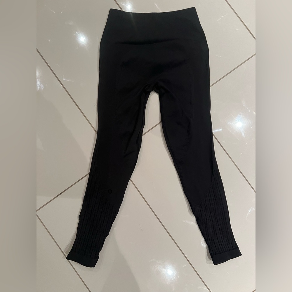 Lululemon legging - Picture 4 of 5